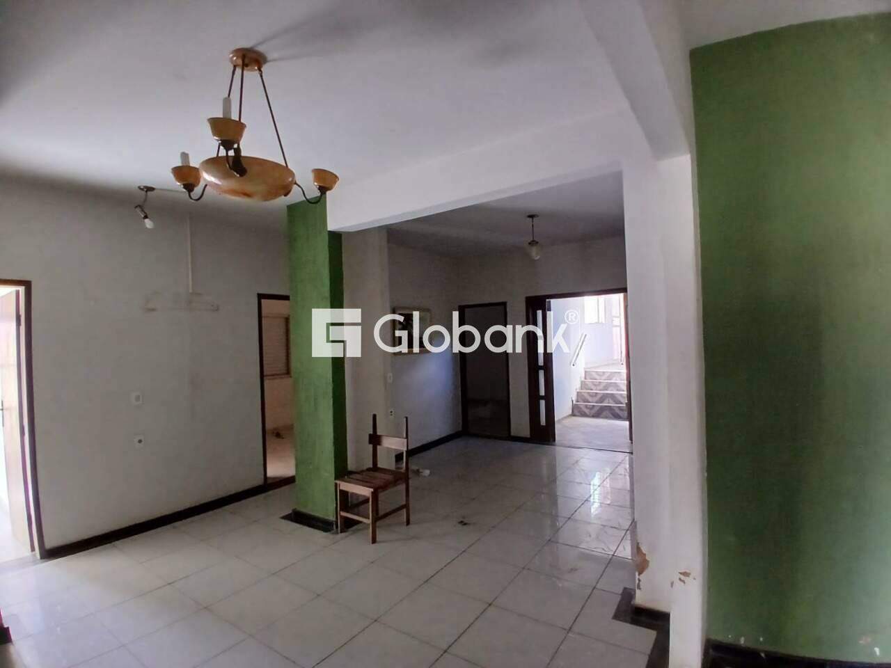 Casa 5 quartos à venda Funcionários 370m² Montes Claros MG: 