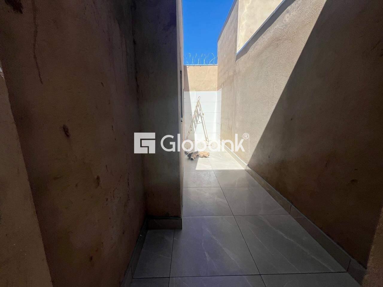 Casa 2 quartos à venda Novo Delfino 55m² Montes Claros MG: 