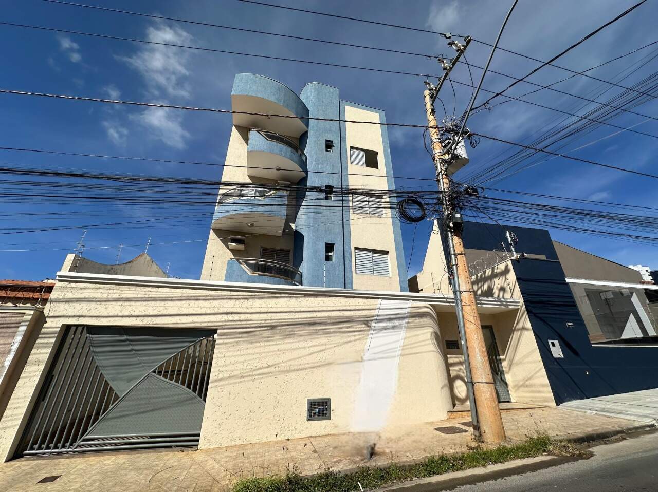 Apartamento 3 quartos para aluguel São José 110m² Montes Claros MG: Fachada