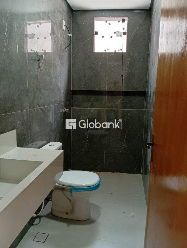 Sobrado 3 quartos à venda Prolongamento Todos os Santos 160m² Montes Claros MG: 