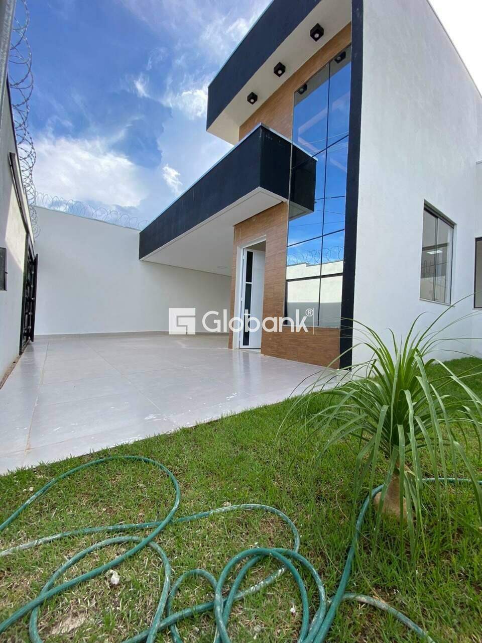 Casa 3 quartos à venda Mirante do Sol 135m² Montes Claros MG: Entrada