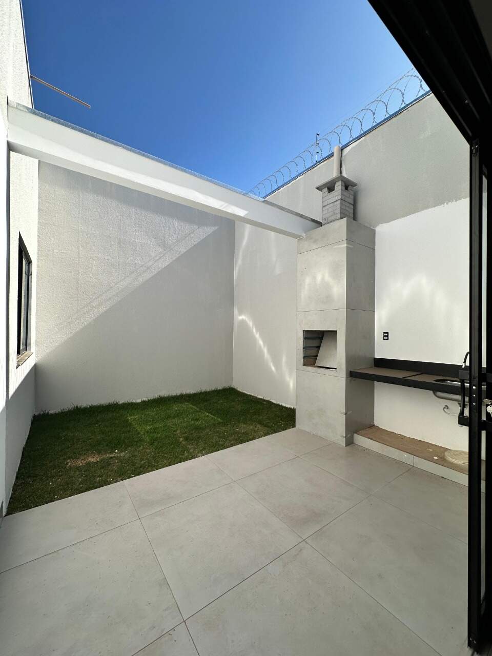 Casa 3 quartos à venda Mirante do Sol 120m² Montes Claros MG: 16