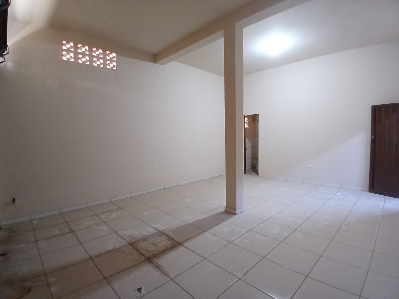 Ponto comercial para aluguel Alice Maia 48m² Montes Claros MG: Interior