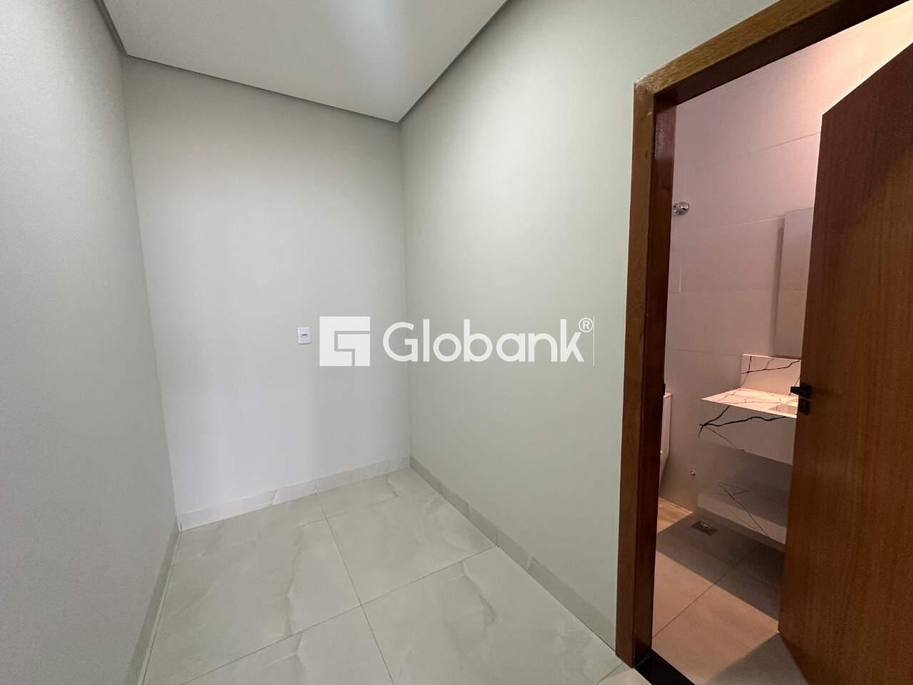 Casa 3 quartos à venda Alice Maia 115m² Montes Claros MG: Closet