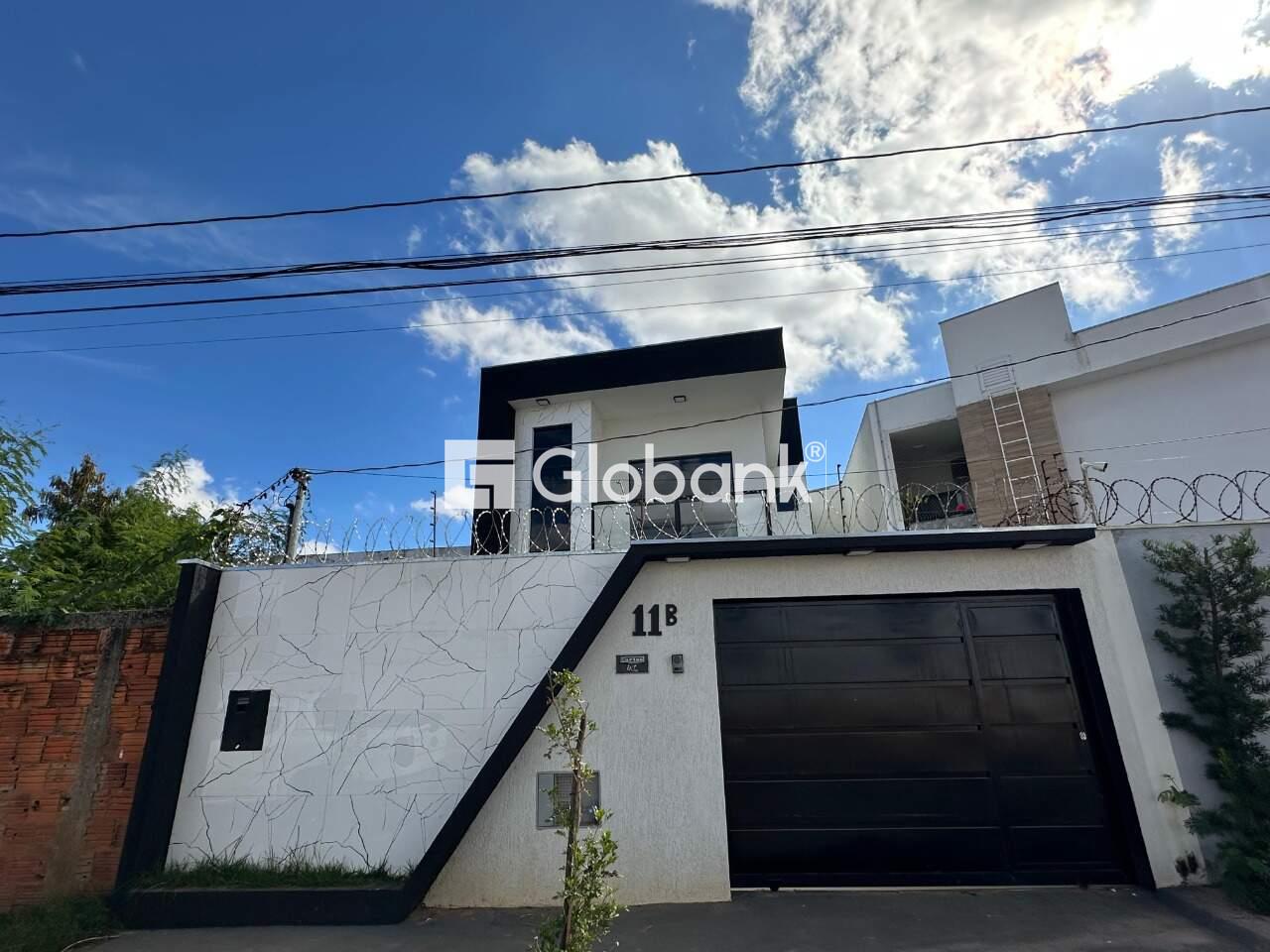 Casa 3 quartos à venda Alice Maia 115m² Montes Claros MG: Fachada