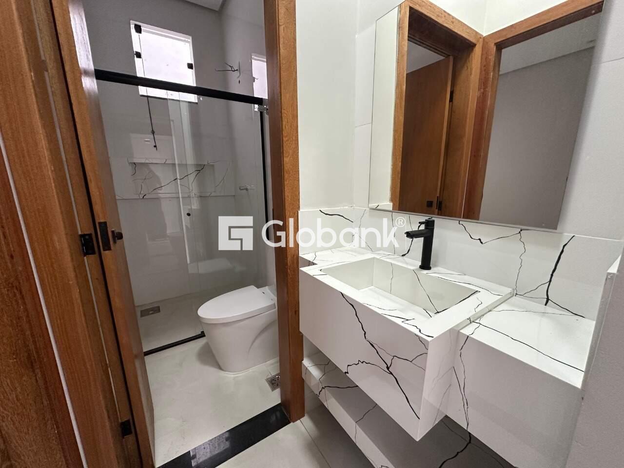 Casa 3 quartos à venda Alice Maia 115m² Montes Claros MG: Lavabo