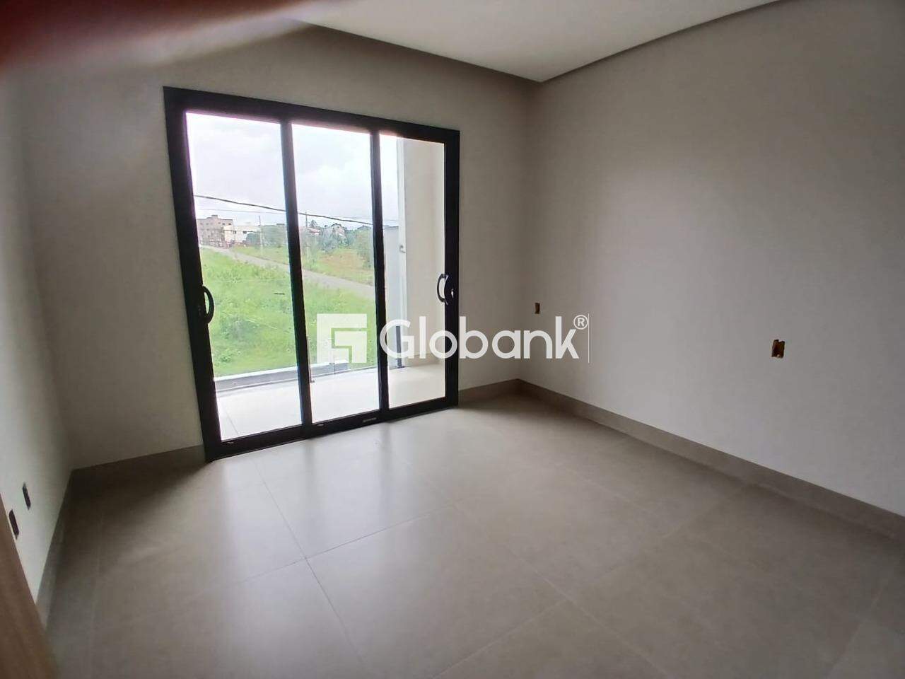Sobrado 4 quartos à venda Planalto 141m² Montes Claros MG: 