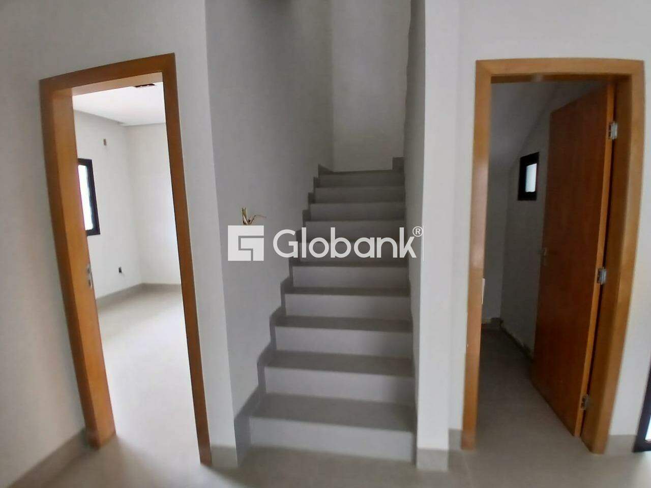 Sobrado 4 quartos à venda Planalto 141m² Montes Claros MG: 