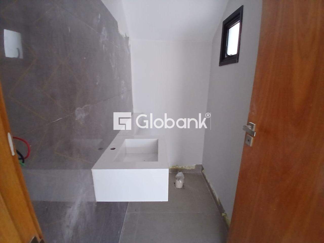 Sobrado 4 quartos à venda Planalto 141m² Montes Claros MG: 