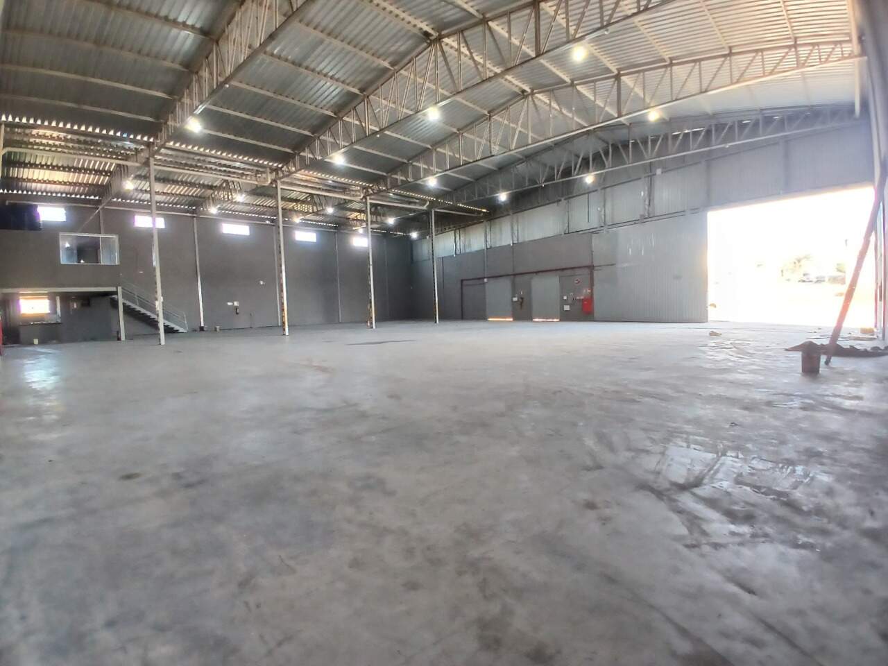 Galpão para aluguel Santo Antônio 1.000m² Montes Claros MG: Interior