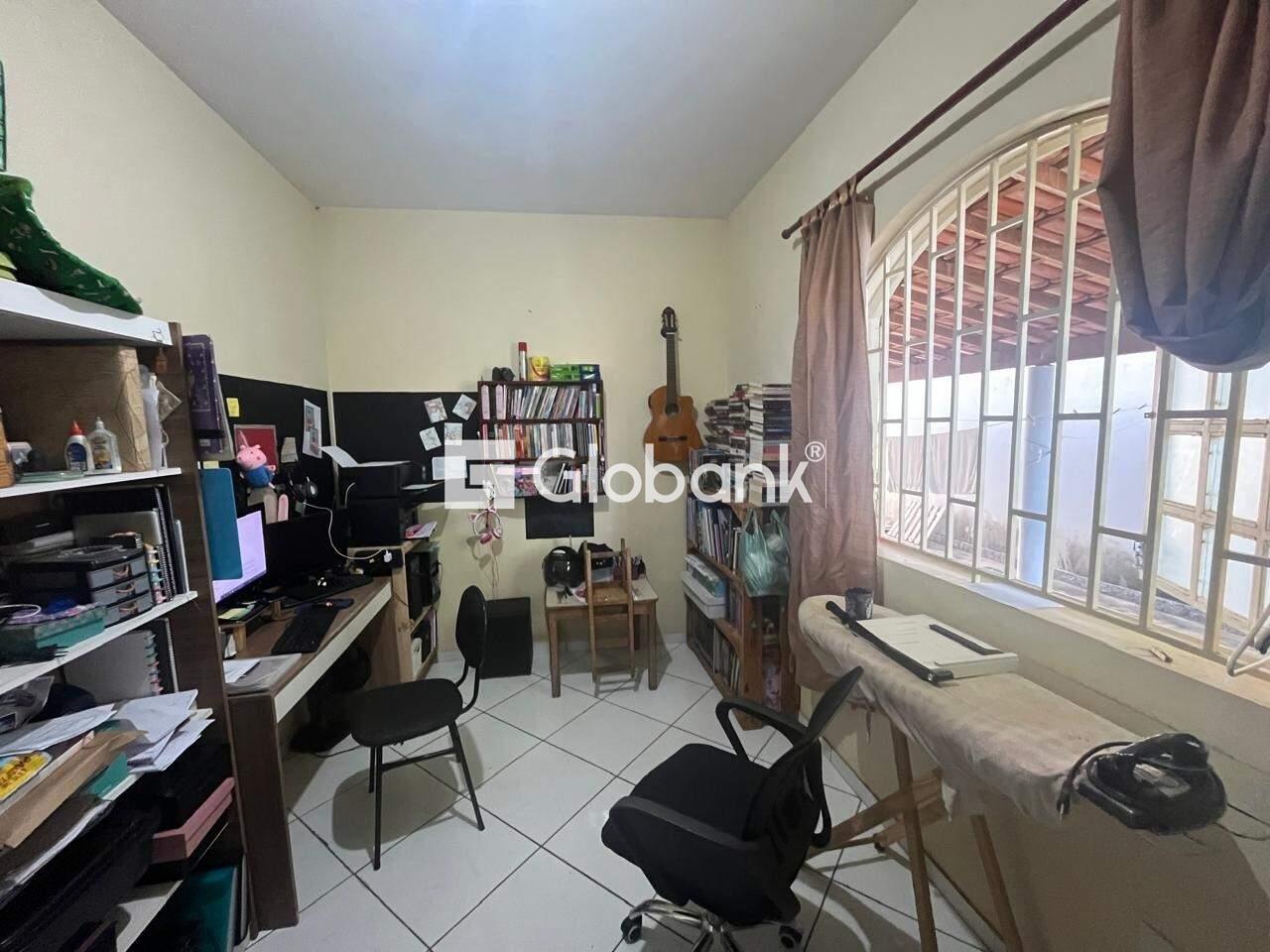 Casa 7 quartos à venda Vila Brasília 408m² Montes Claros MG: 