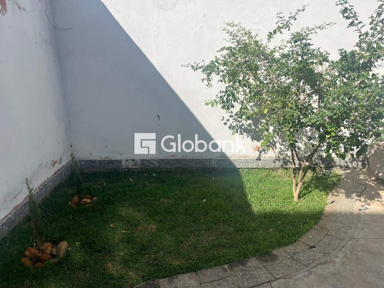 Casa 7 quartos à venda Vila Brasília 408m² Montes Claros MG: 