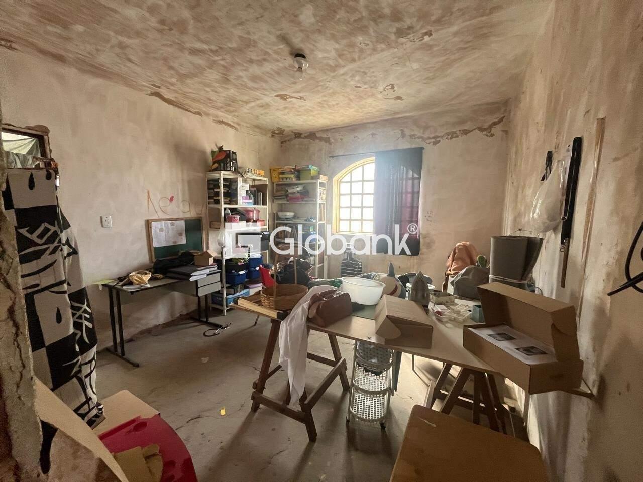 Casa 7 quartos à venda Vila Brasília 408m² Montes Claros MG: DORMIT RIO -SU TE SEGUNDO PISO EM ACABAMENTO