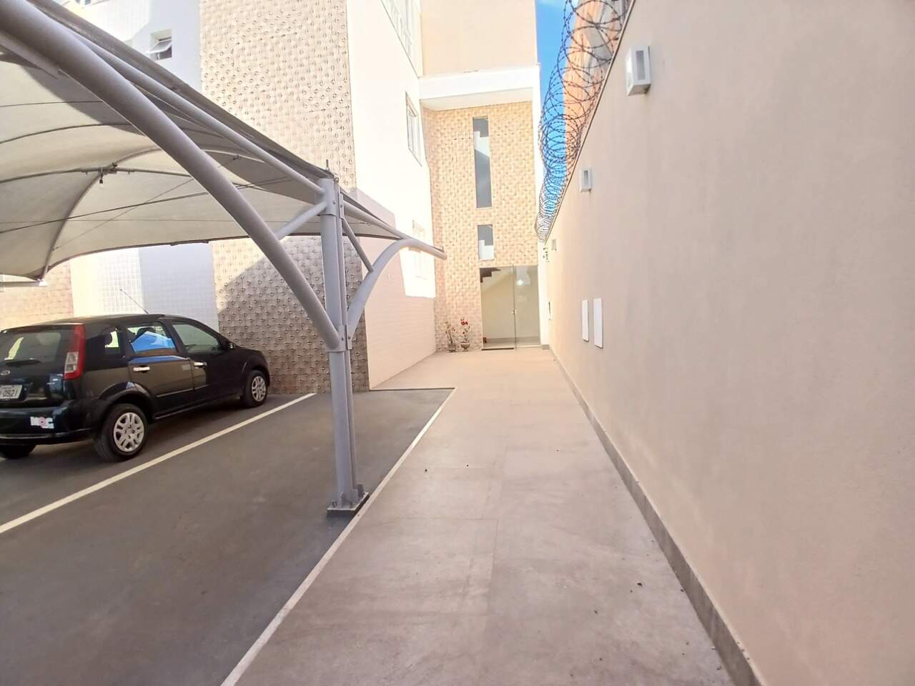 Apartamento 2 quartos para aluguel Ibituruna 70m² Montes Claros MG: Entrada