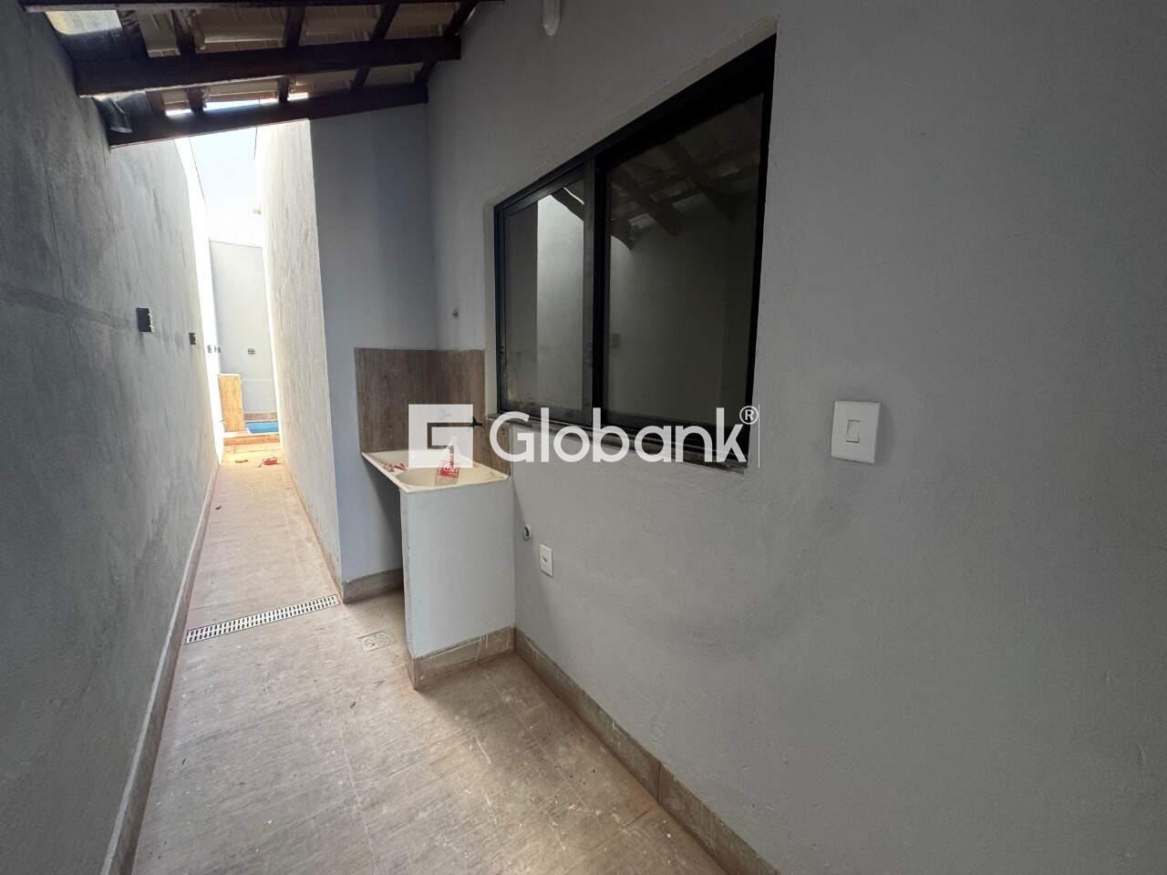 Casa 3 quartos à venda Universitário 160m² Montes Claros MG: 