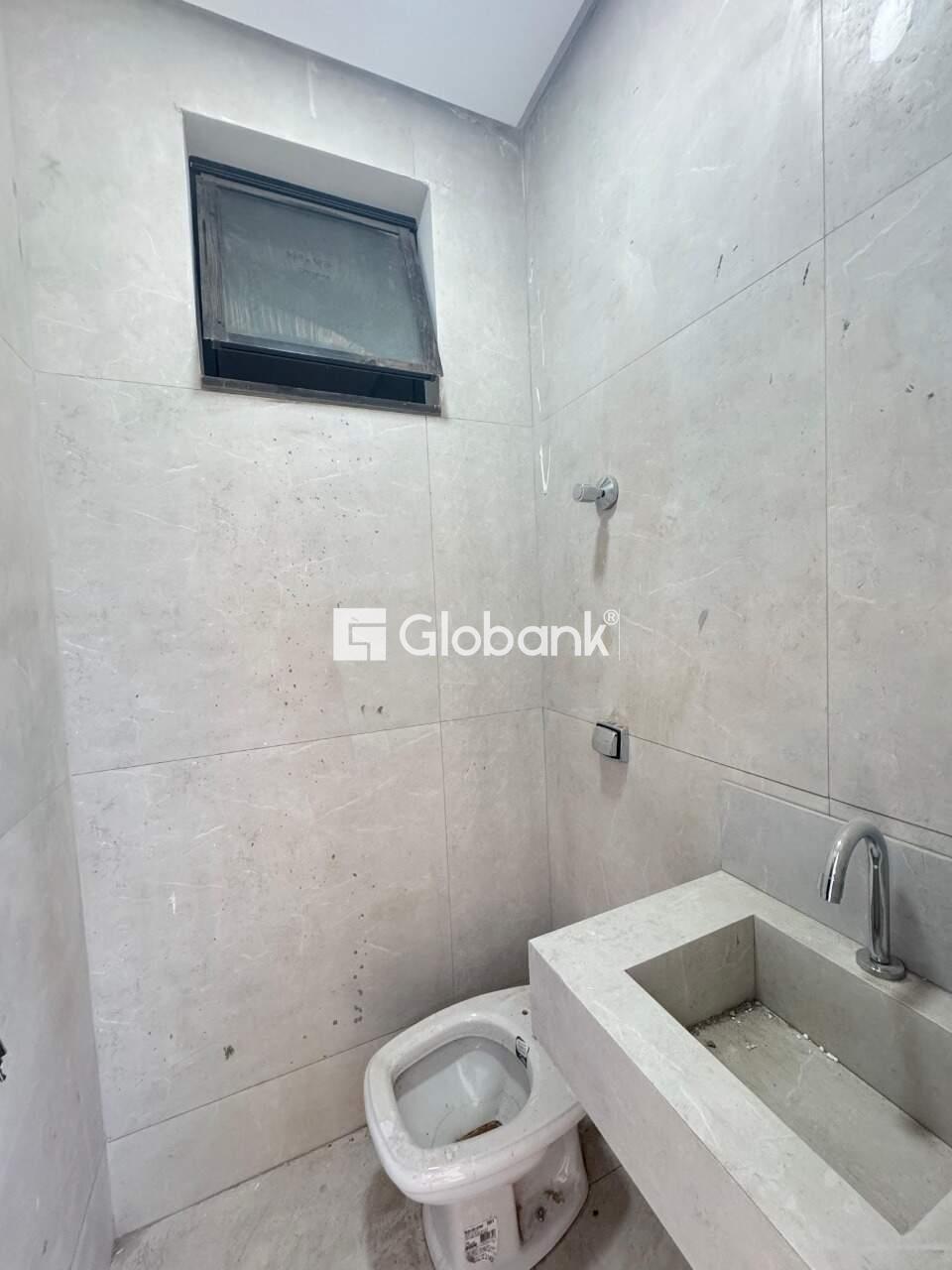 Casa 3 quartos à venda Universitário 160m² Montes Claros MG: 