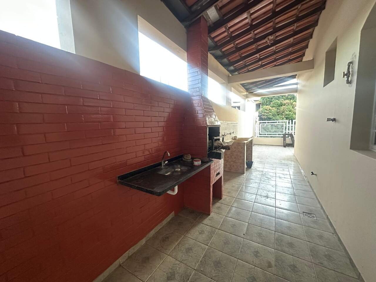 Casa 3 quartos para aluguel Monte Alegre 130m² Montes Claros MG: rea gourmet