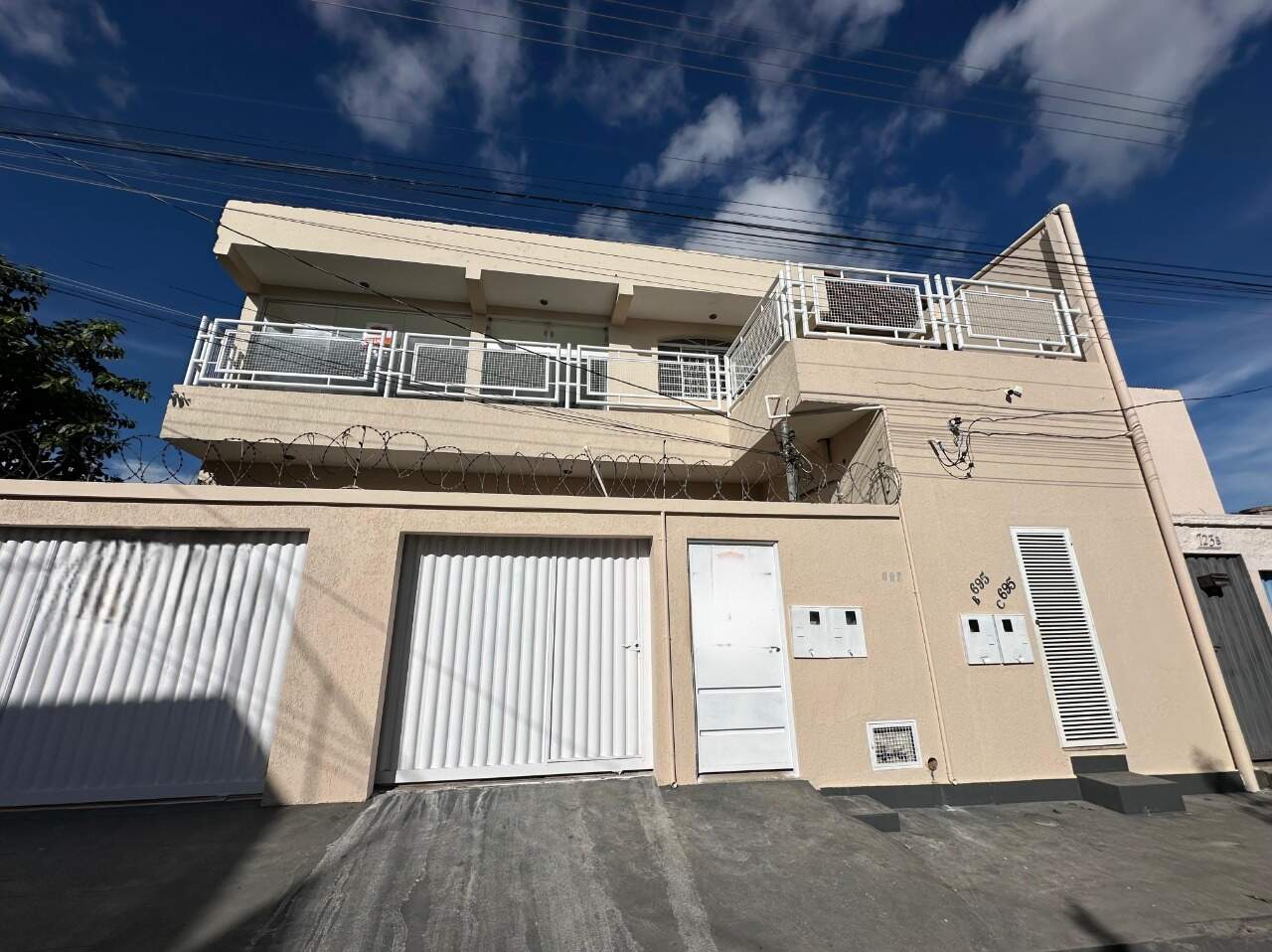 Casa 3 quartos para aluguel Monte Alegre 130m² Montes Claros MG: Fachada