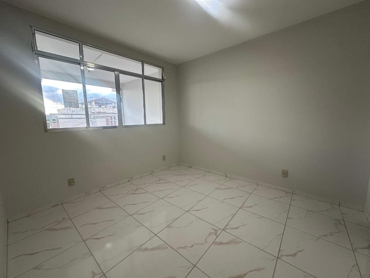 Casa 3 quartos para aluguel Monte Alegre 130m² Montes Claros MG: Quarto