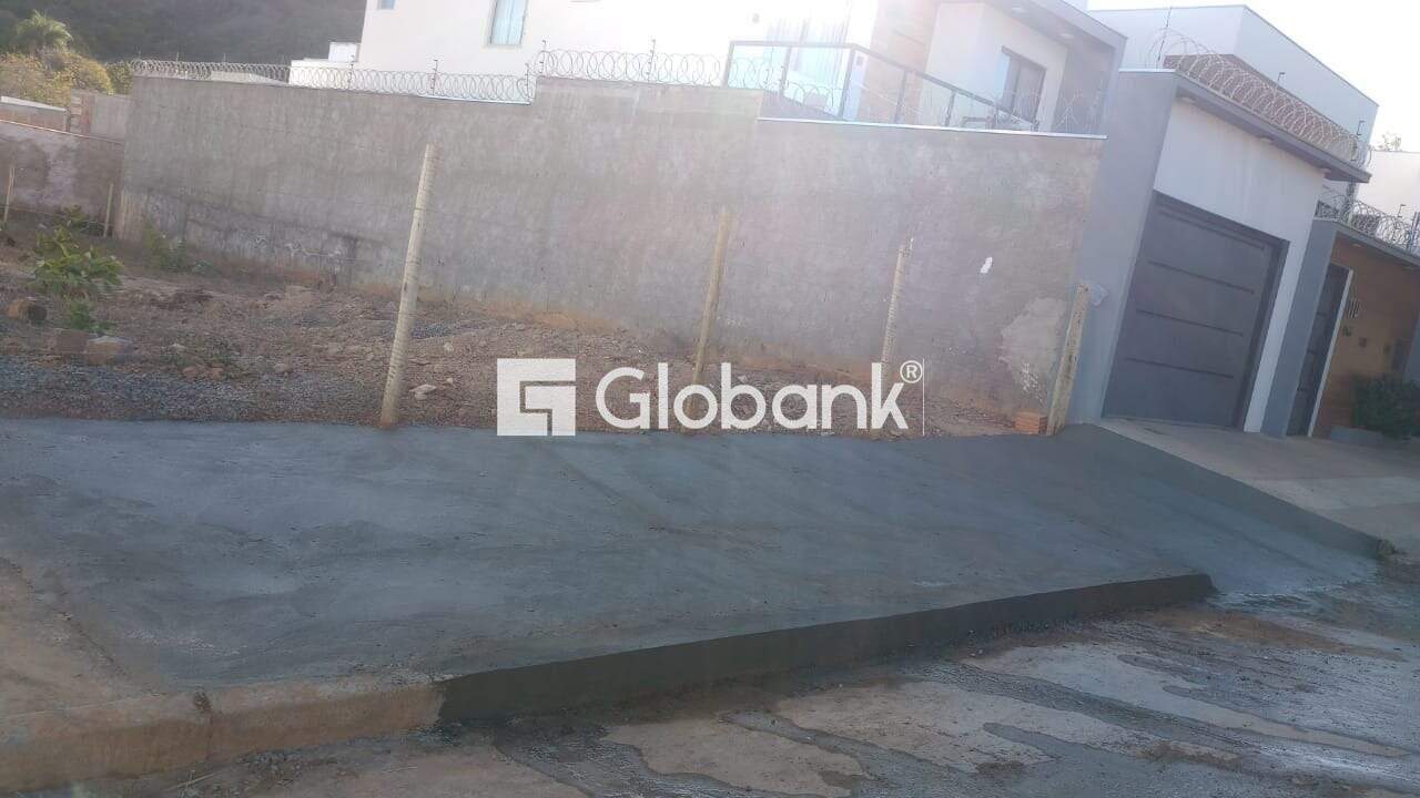 Terreno à venda Ibituruna 0m² Montes Claros MG: 