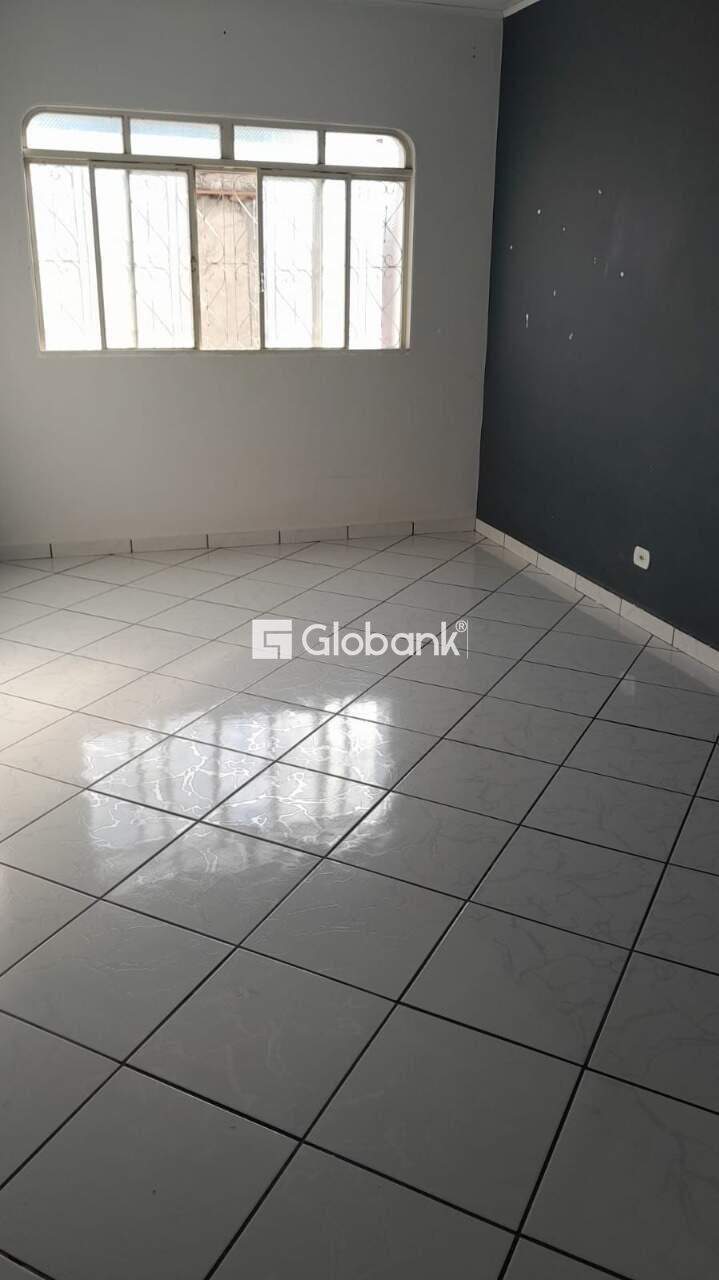 Casa 2 quartos à venda Jadete 110m² Januária MG: 