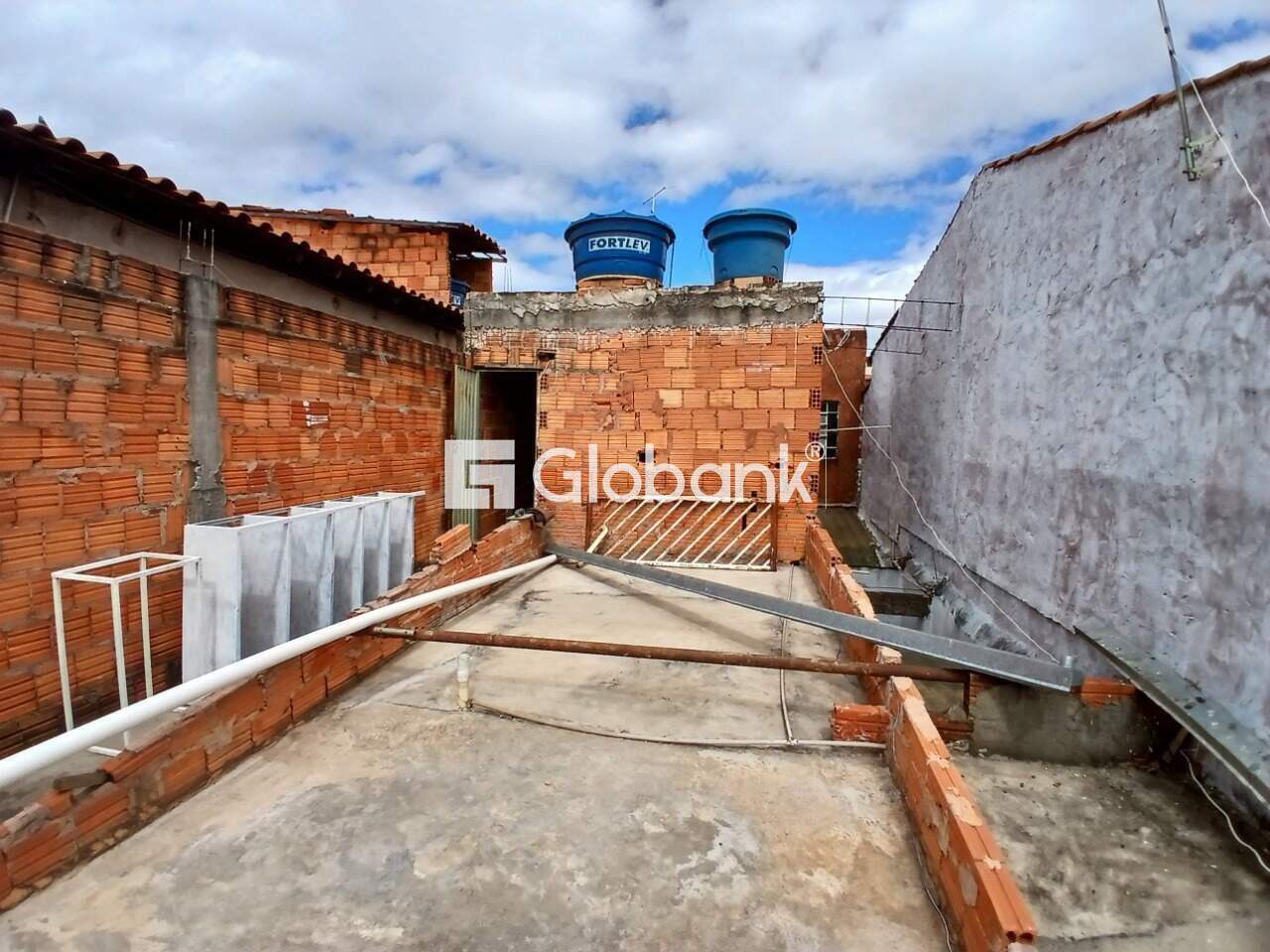 Casa 3 quartos à venda Novo Delfino 120m² Montes Claros MG: 