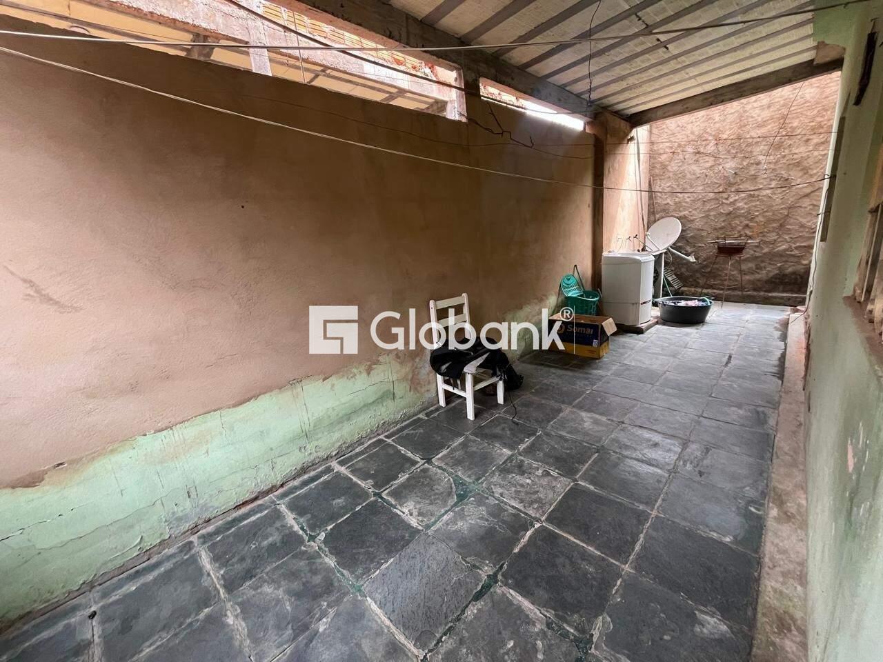Casa 8 quartos à venda Alcides Rabelo 300m² Montes Claros MG: 