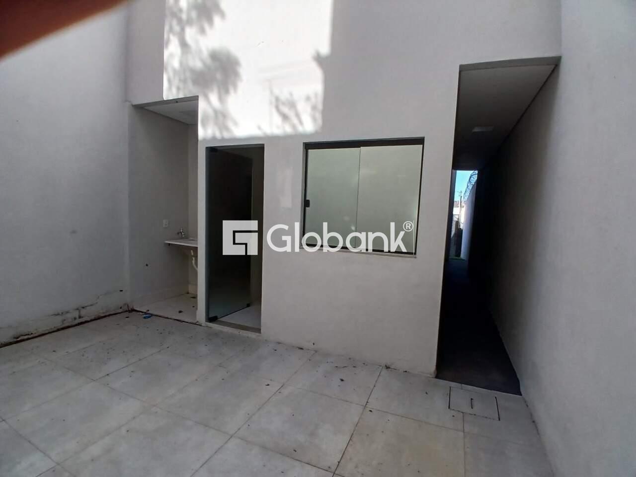 Casa 3 quartos à venda Mirante do Sol 0m² Montes Claros MG: 