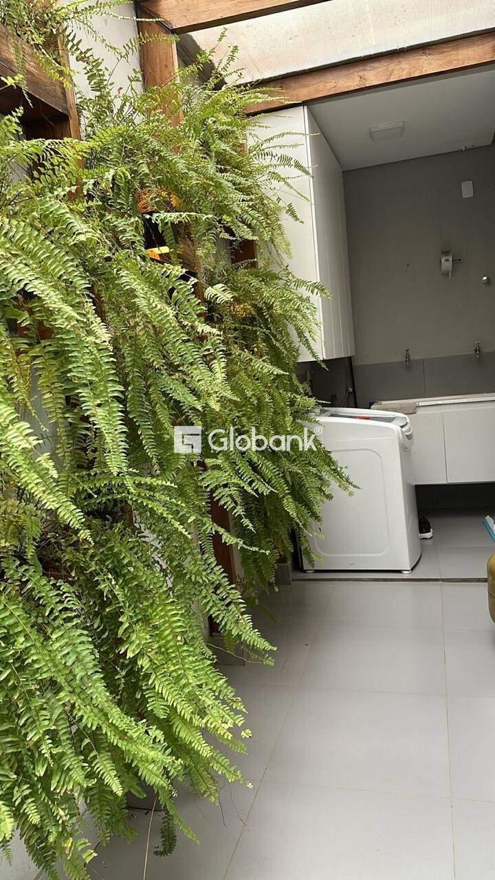 Casa 3 quartos à venda Ibituruna 140m² Montes Claros MG: 