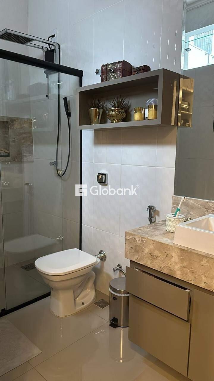 Casa 3 quartos à venda Ibituruna 140m² Montes Claros MG: 