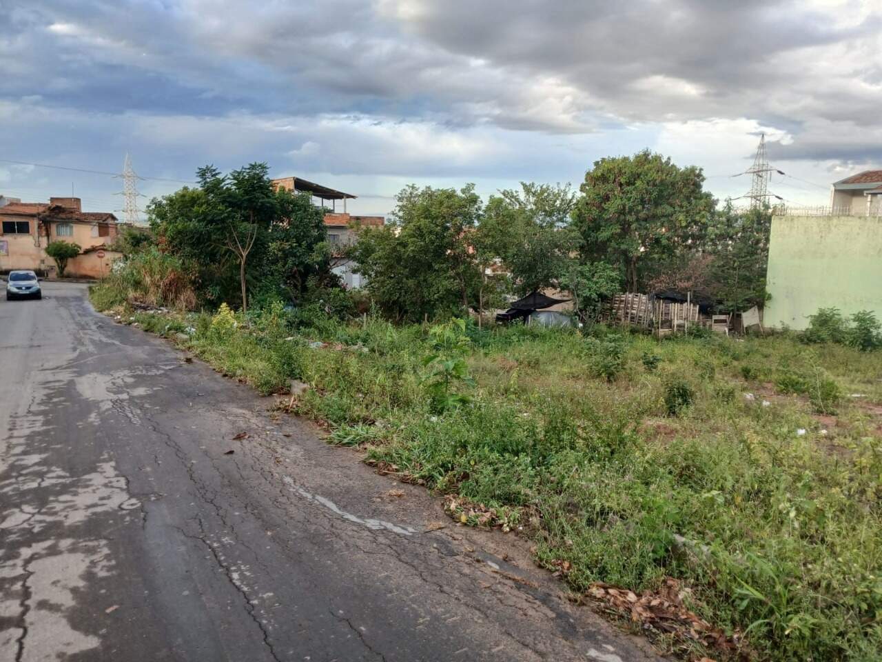 Terreno à venda Ibituruna 0m² Montes Claros MG: 