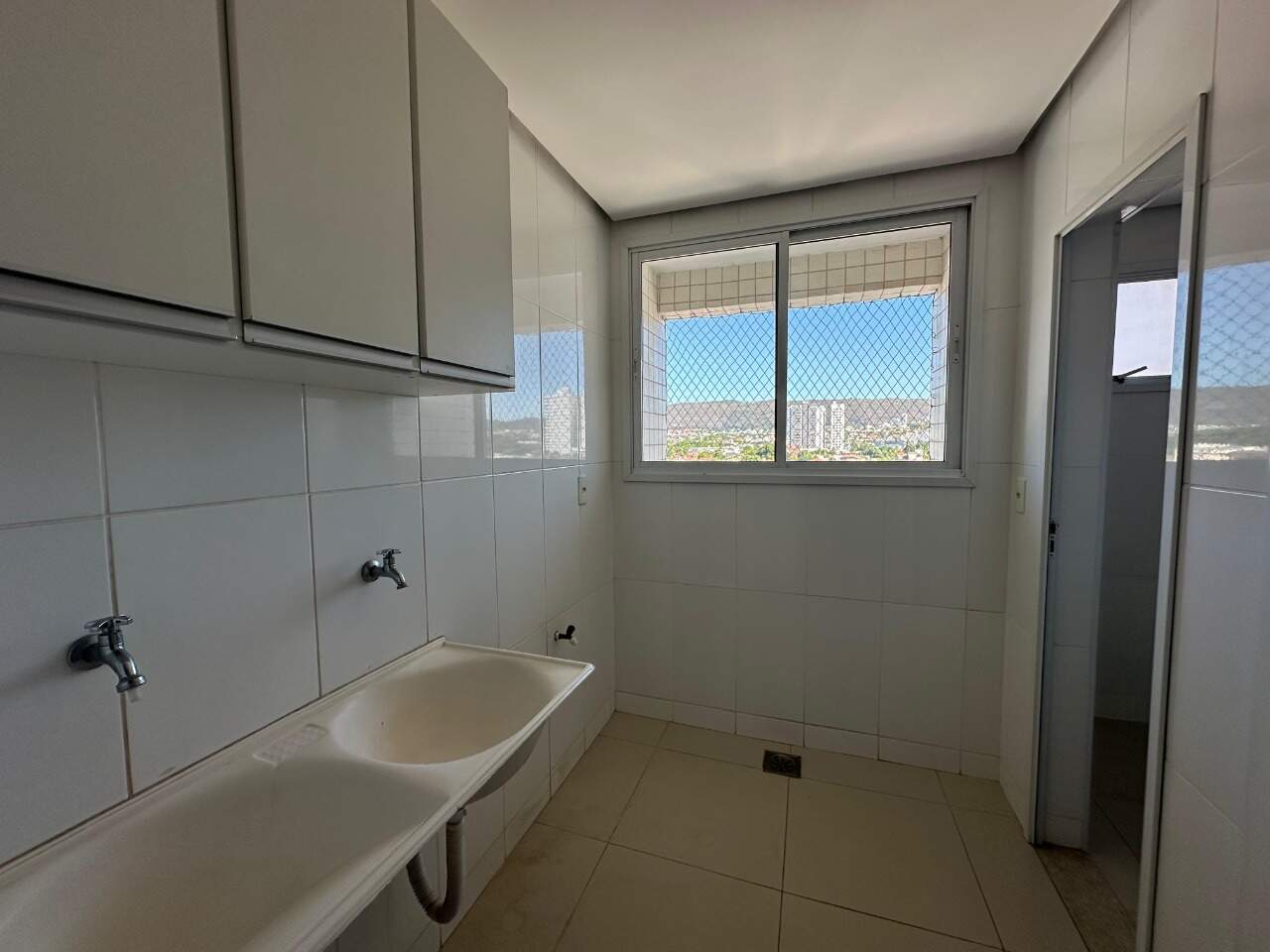 Apartamento 3 quartos para aluguel Melo 110m² Montes Claros MG: rea de servi o