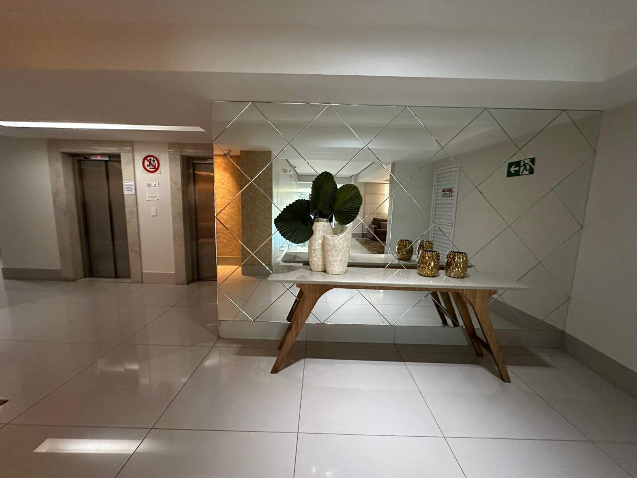 Apartamento 3 quartos para aluguel Melo 110m² Montes Claros MG: Recep o.