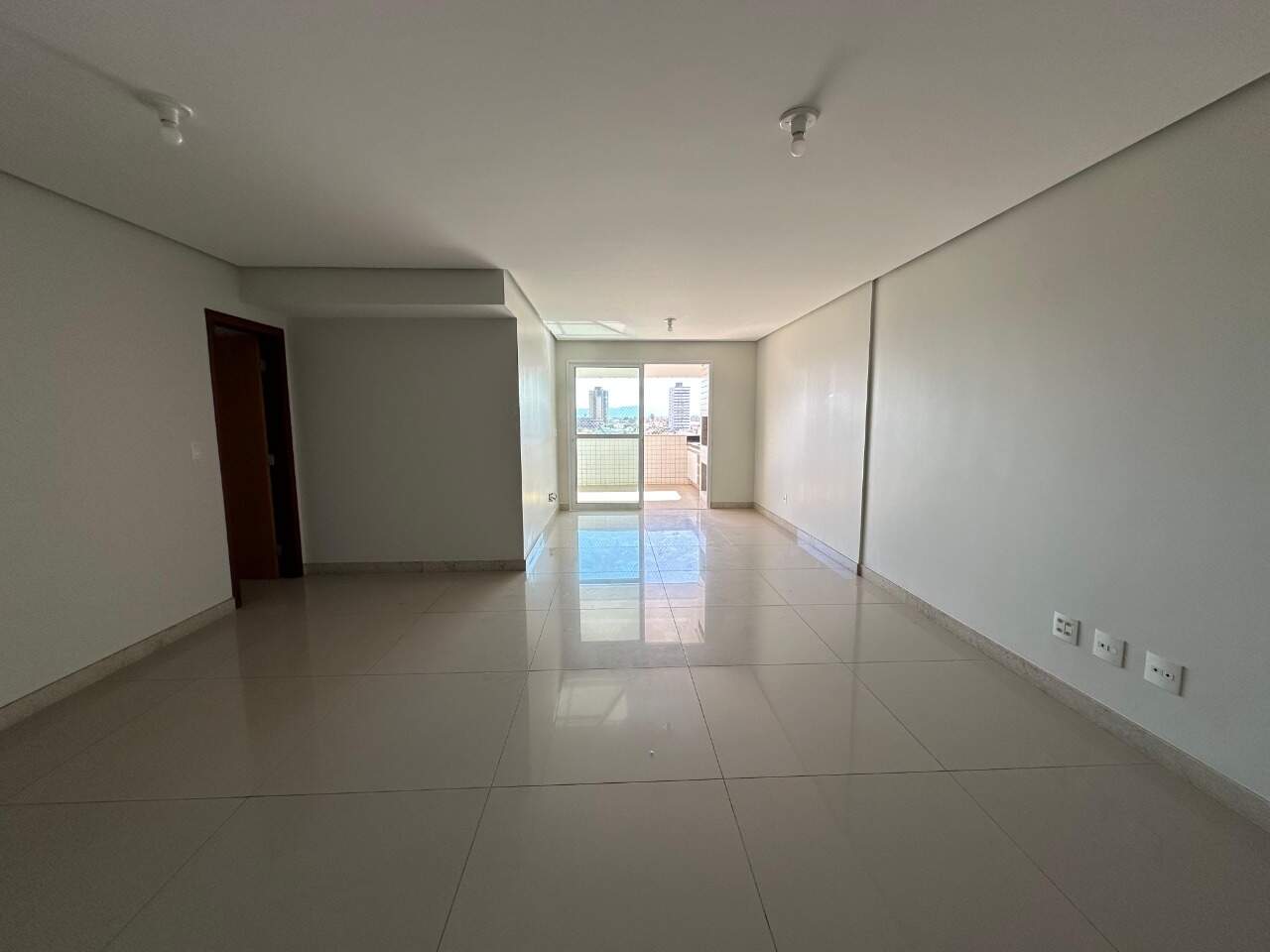 Apartamento 3 quartos para aluguel Melo 110m² Montes Claros MG: Sala