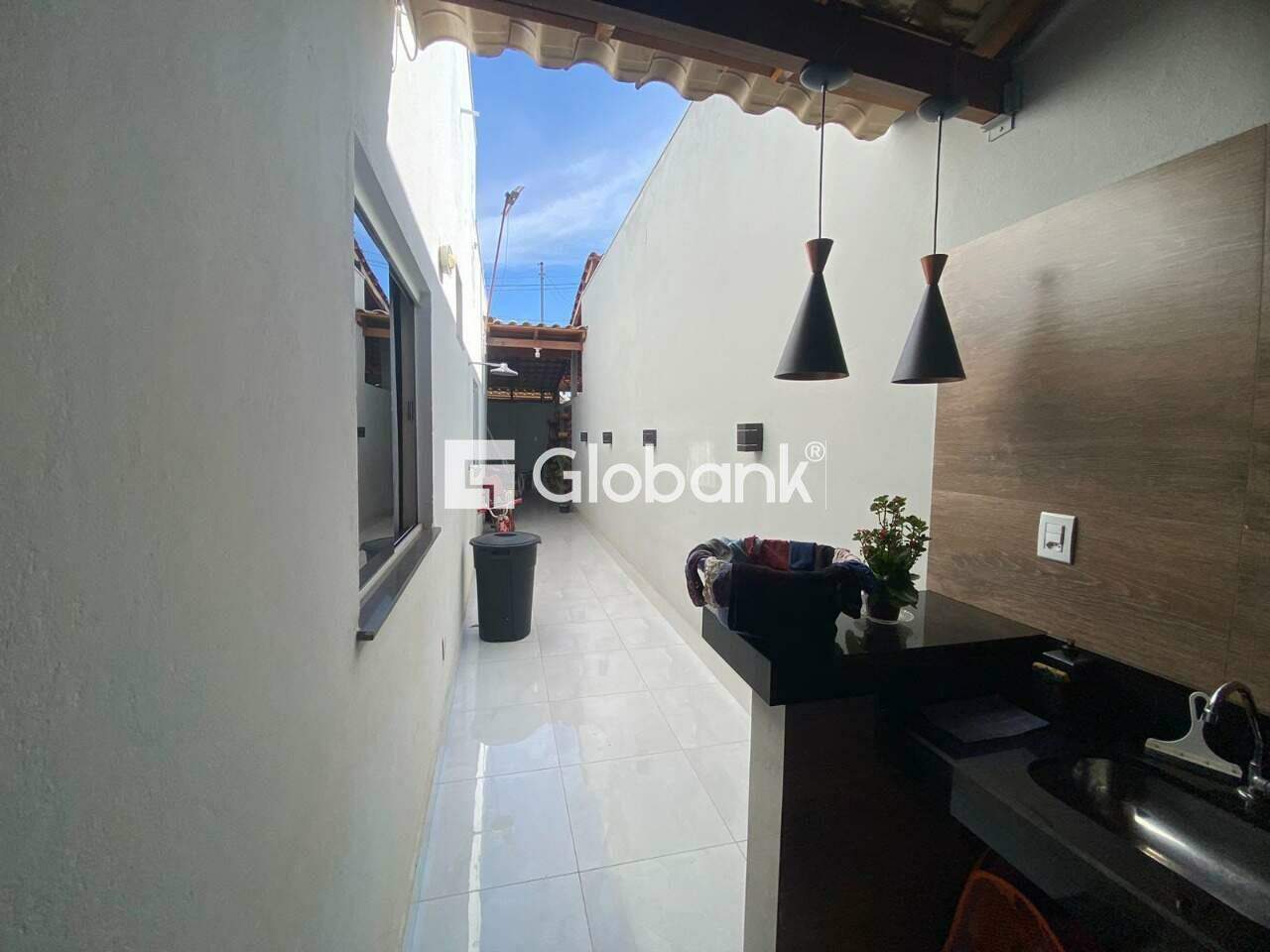 Casa 3 quartos à venda Acácias 61,7m² Montes Claros MG: Corredor  rea Gourmet