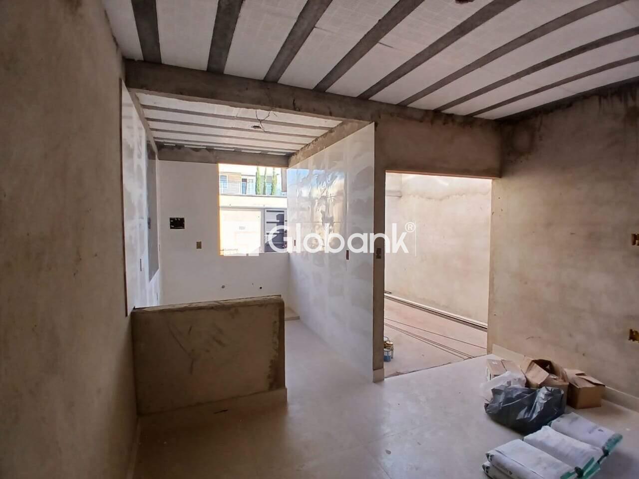 Casa 2 quartos à venda Jardim Olímpico 45m² Montes Claros MG: 