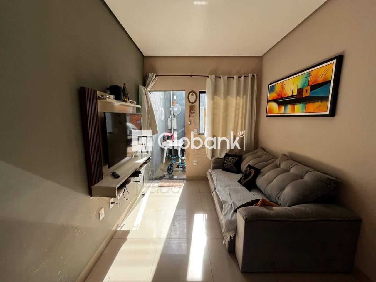 Casa 2 quartos à venda Jardim Primavera 55m² Montes Claros MG: Sala de Estar