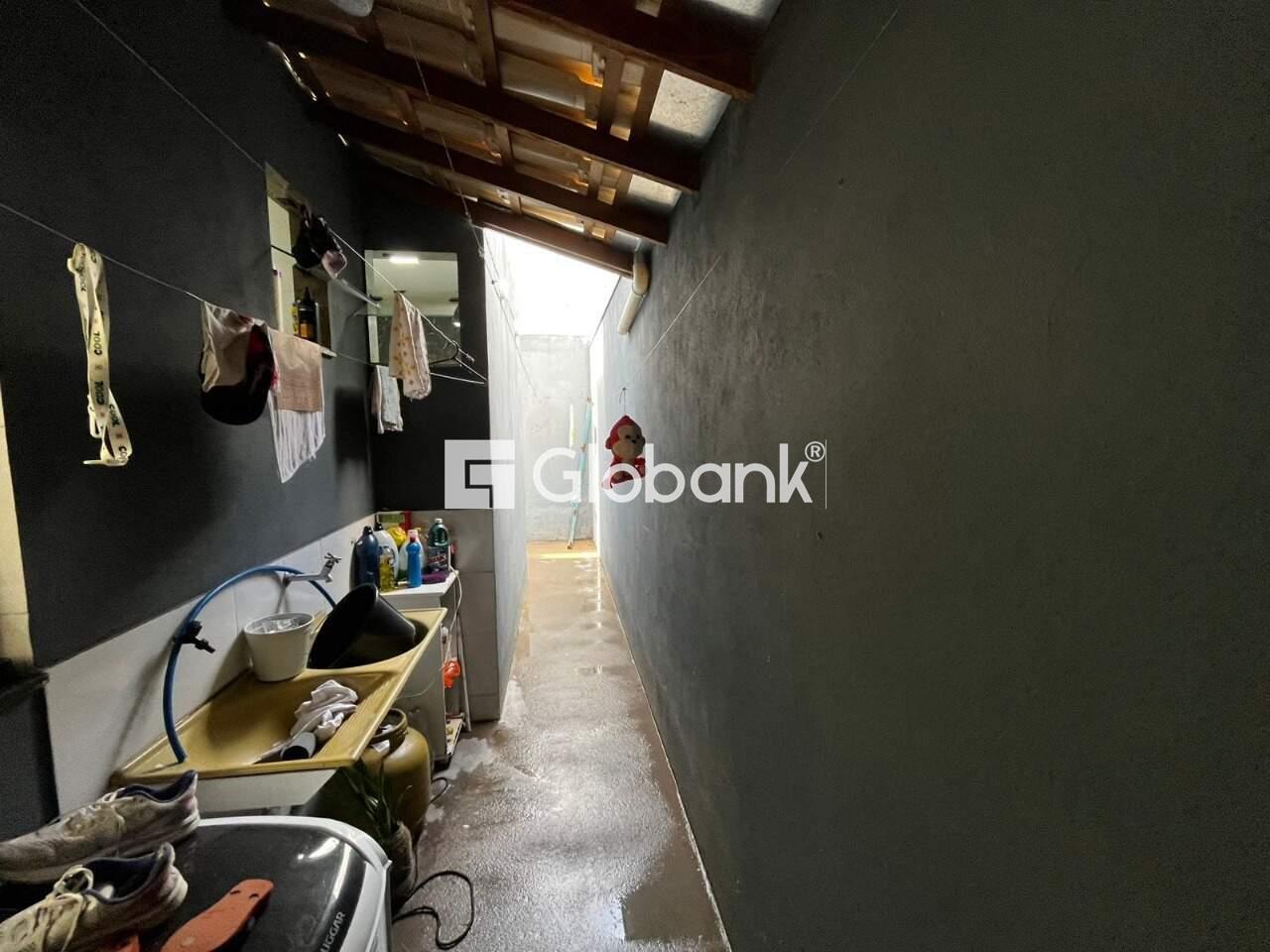 Casa 2 quartos à venda Jardim Primavera 55m² Montes Claros MG: Corredor  rea de Servi o