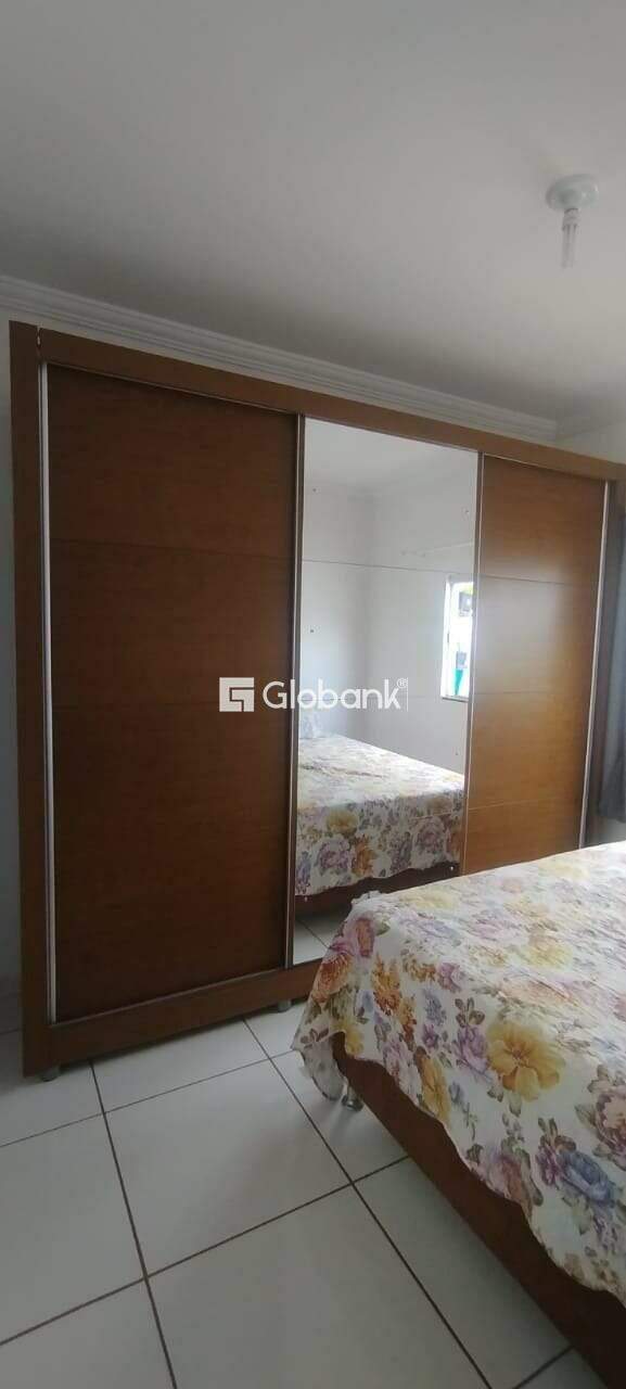 Casa 3 quartos à venda Independência 50m² Montes Claros MG: Quarto