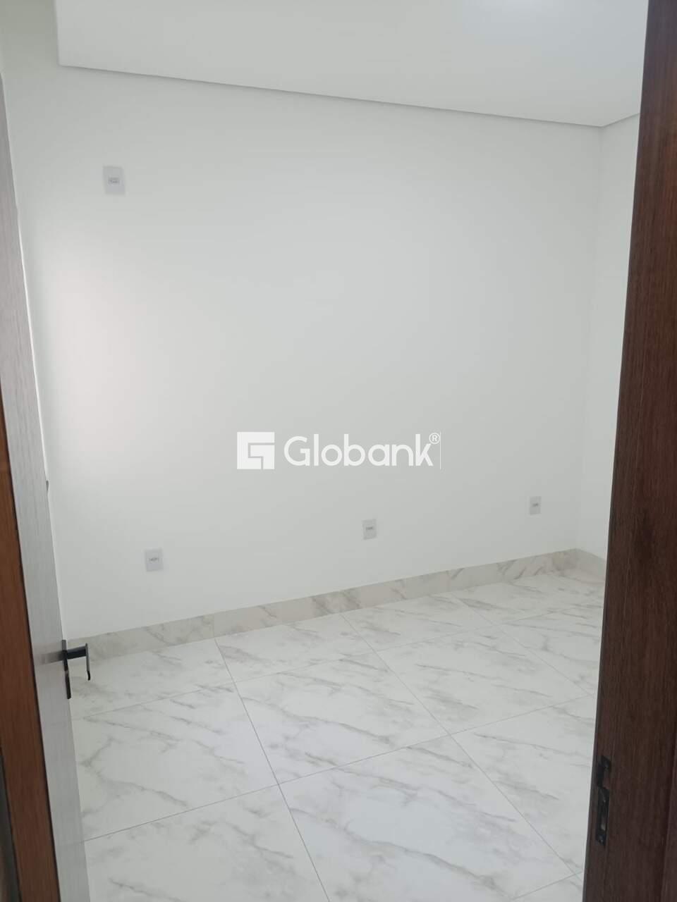 Casa 2 quartos à venda Guarujá 50m² Montes Claros MG: 