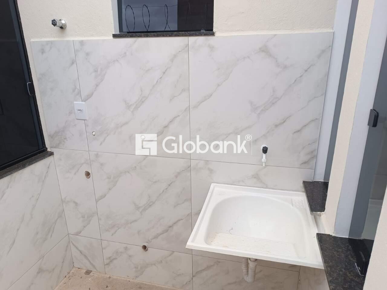 Casa 2 quartos à venda Guarujá 50m² Montes Claros MG: 