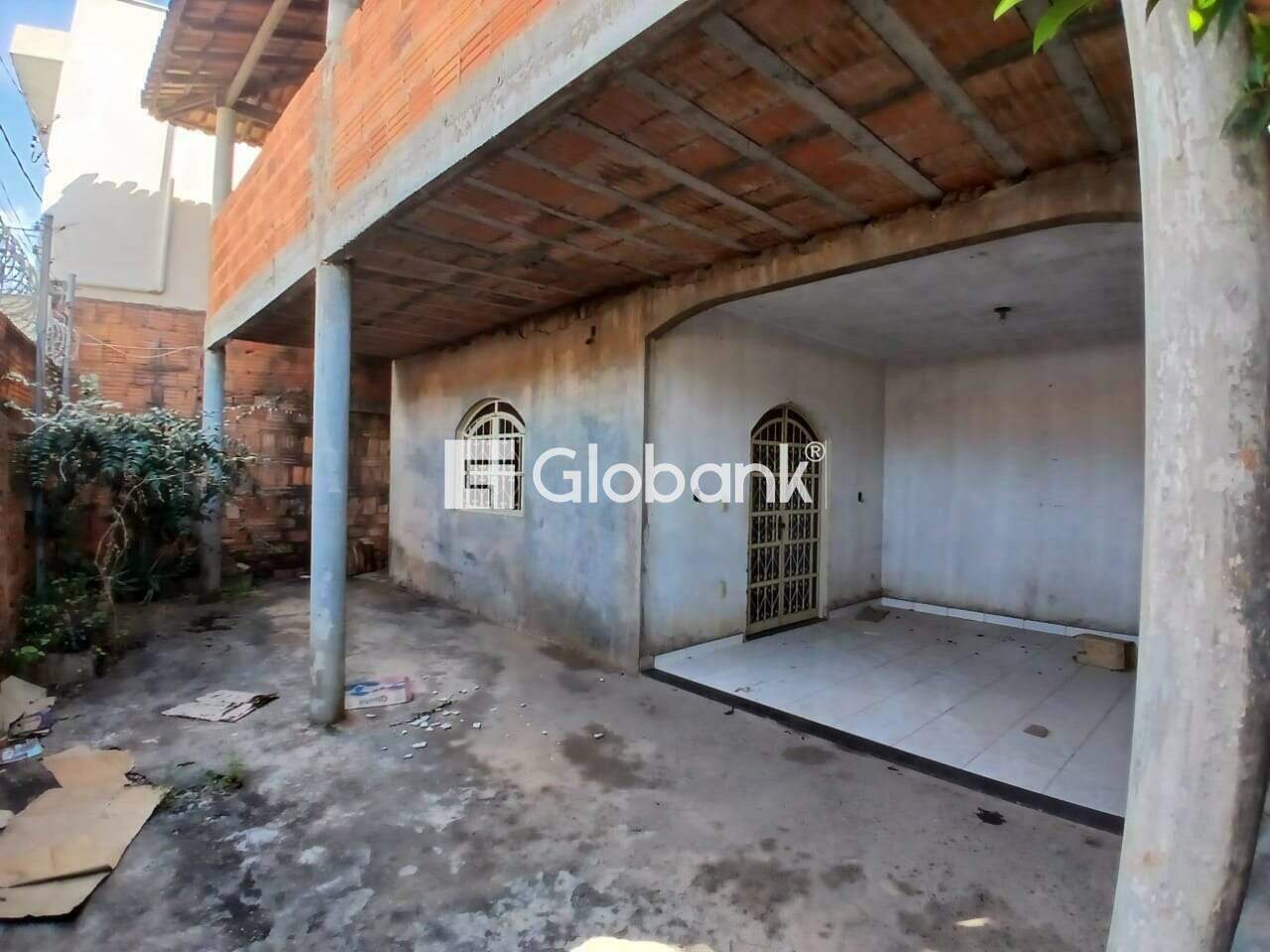 Casa 3 quartos à venda Antônio Pimenta 0m² Montes Claros MG: 