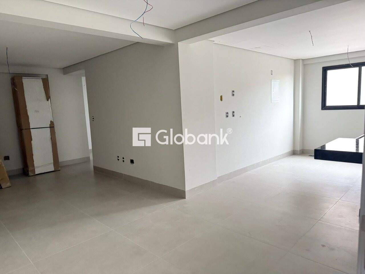 Cobertura 3 quartos para aluguel CENTRO 120m² Montes Claros MG: 