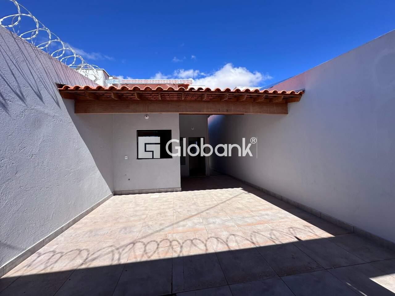 Casa 2 quartos à venda Vila Aliança 45m² Montes Claros MG: 