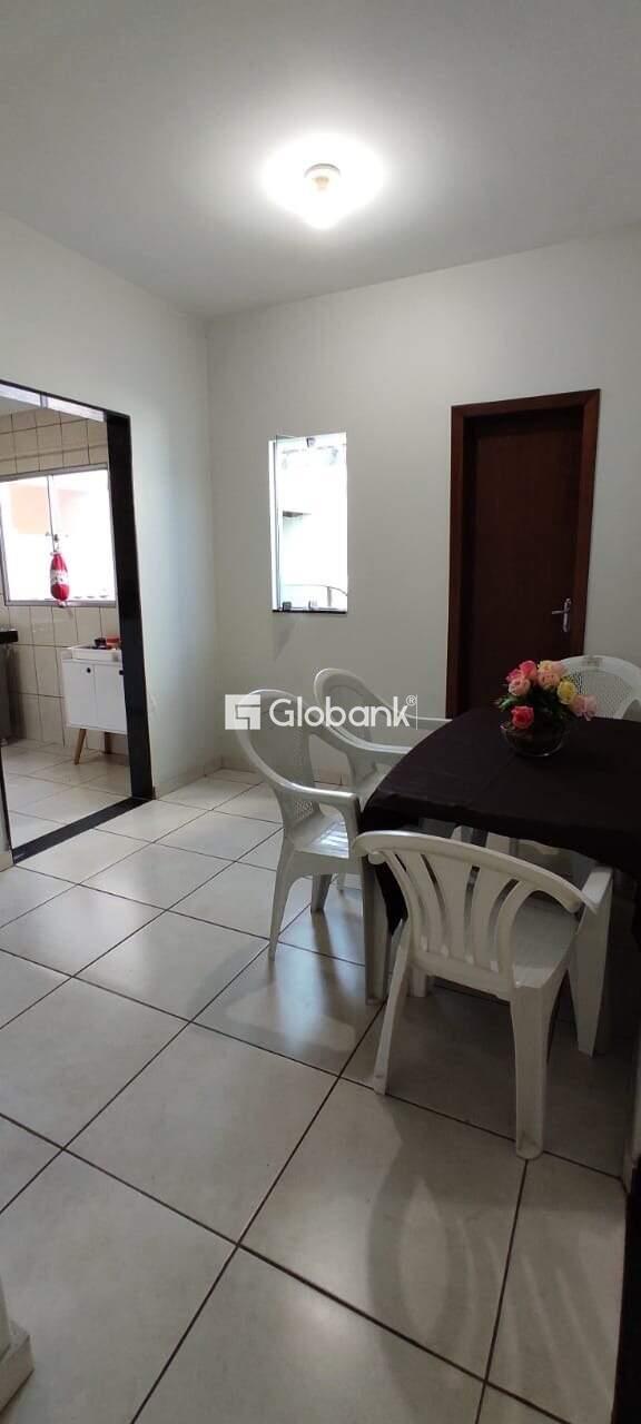Casa 6 quartos à venda Vila Regina 260m² Montes Claros MG: copa