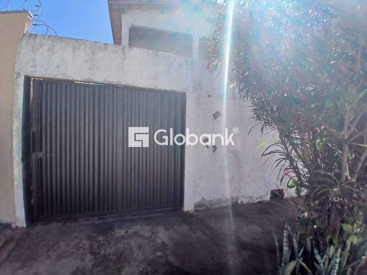 Sobrado 5 quartos à venda Independência 180m² Montes Claros MG: 
