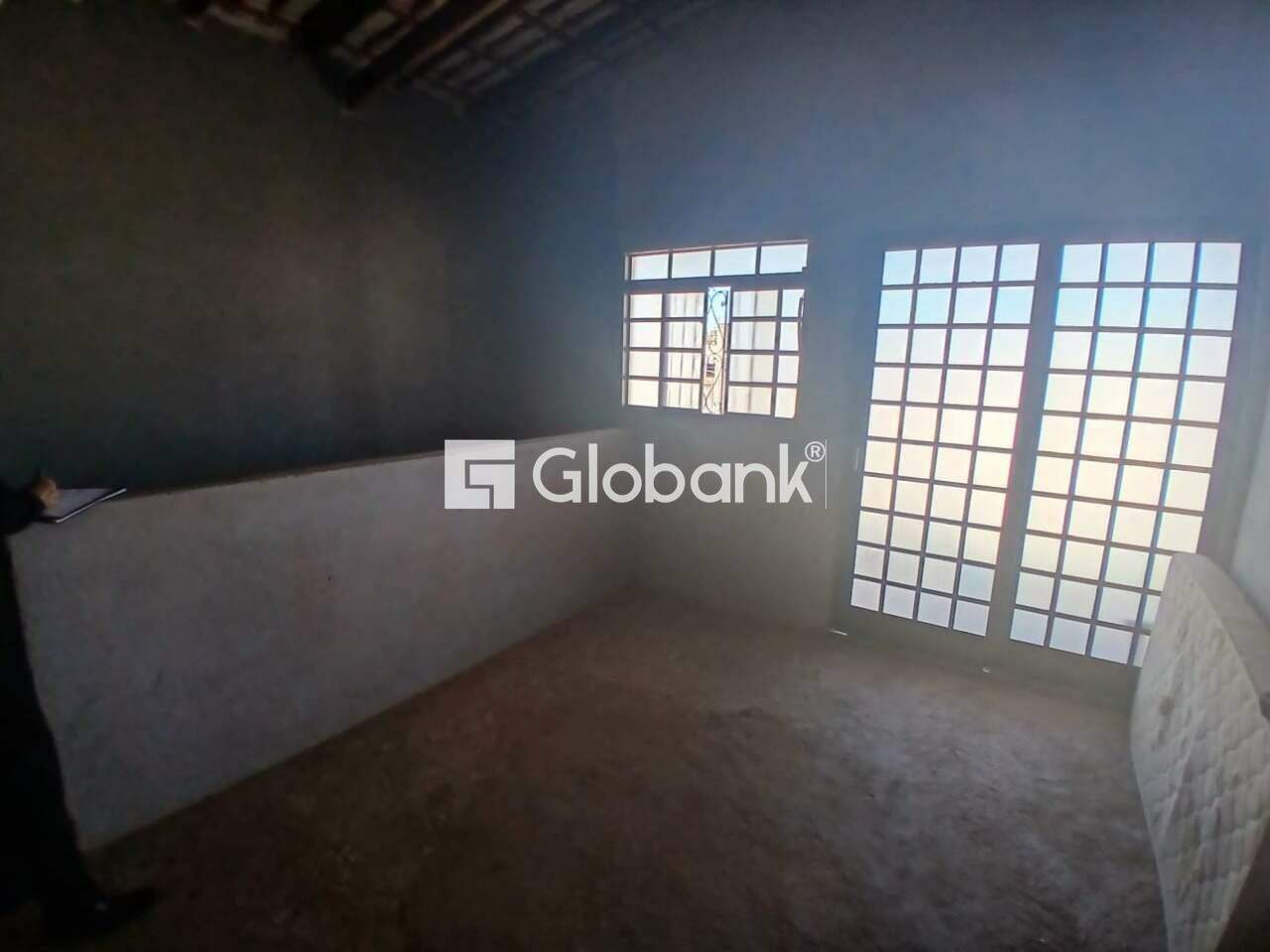 Sobrado 5 quartos à venda Independência 180m² Montes Claros MG: 