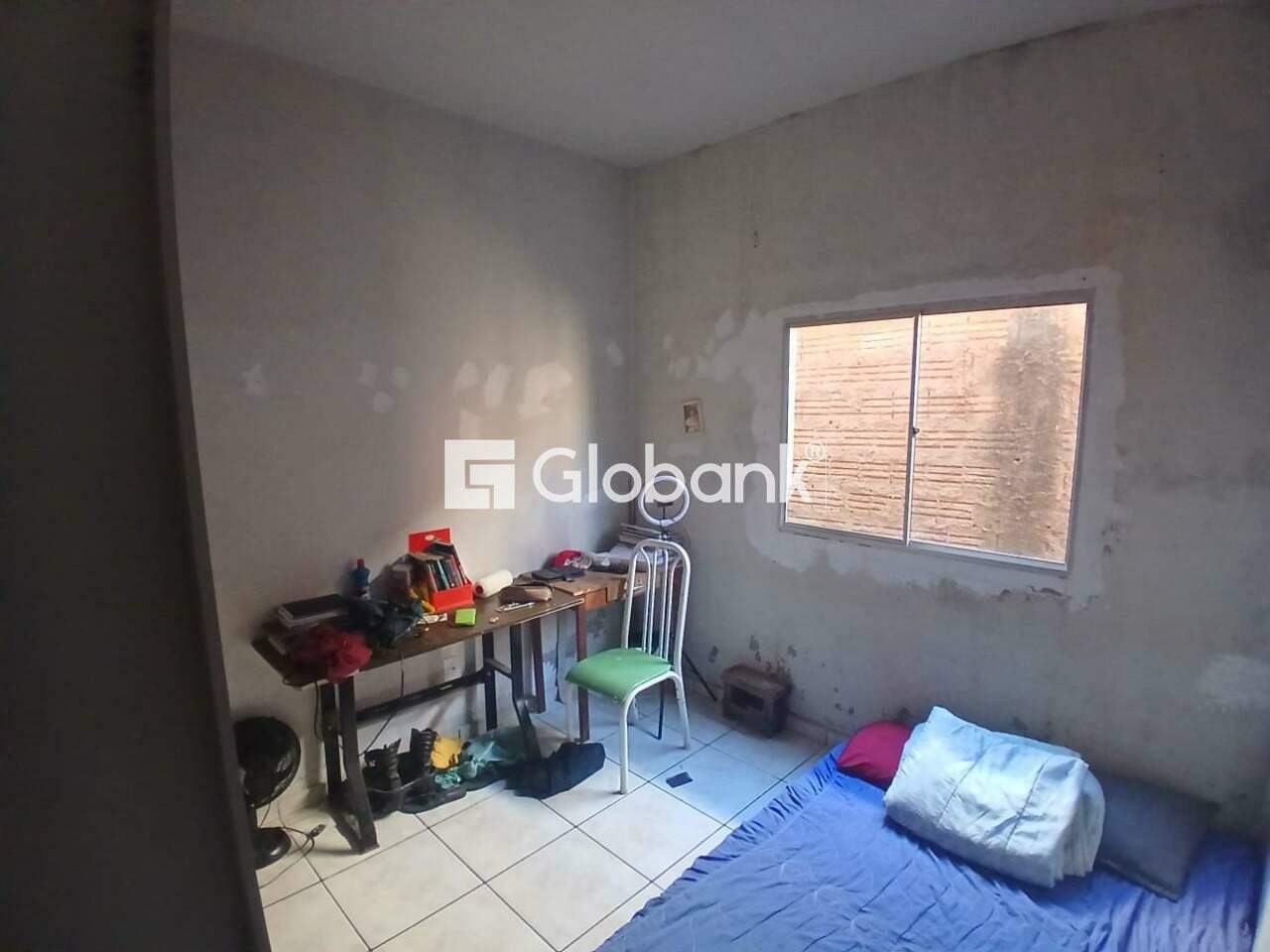 Sobrado 5 quartos à venda Independência 180m² Montes Claros MG: 