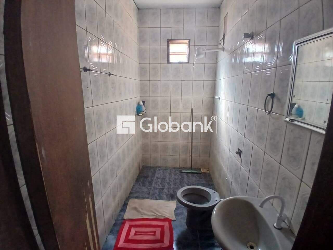 Sobrado 5 quartos à venda Independência 180m² Montes Claros MG: 