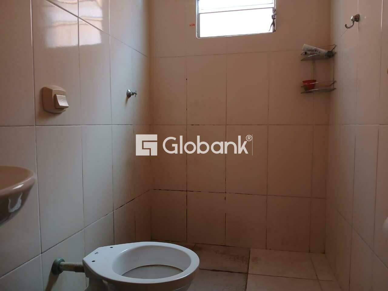 Casa 3 quartos à venda Loteamento Novo Jaraguá 71m² Montes Claros MG: 